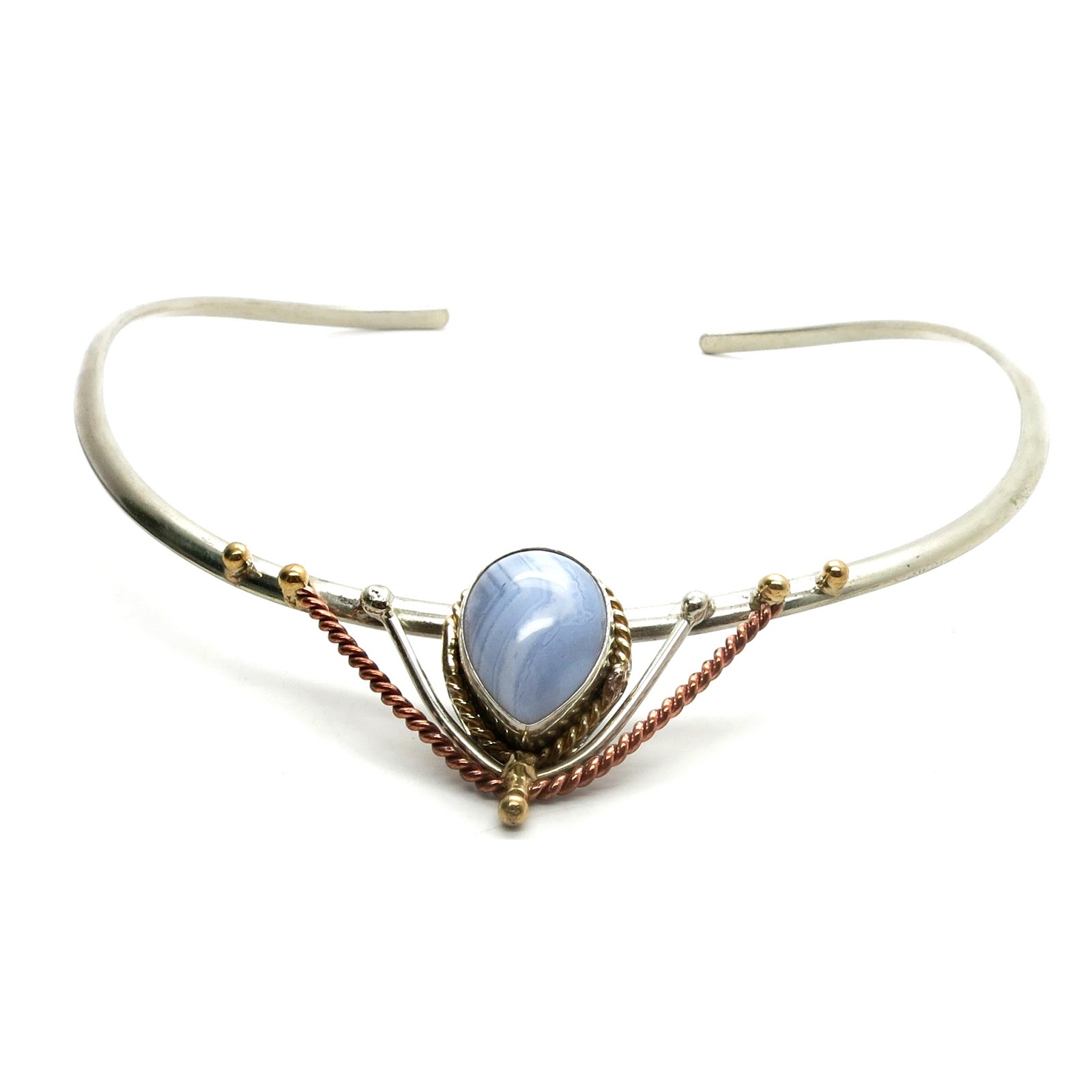 I Dig Crystals Blog: Royal Metal Gemstone Collars
