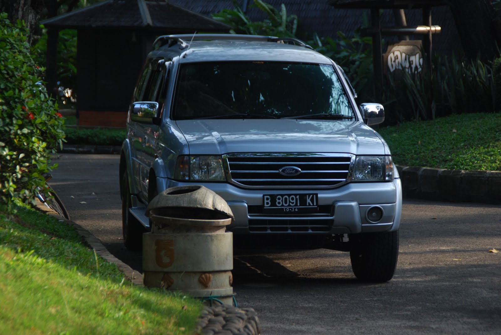 Review Ford Everest Turbo Diesel Automatic