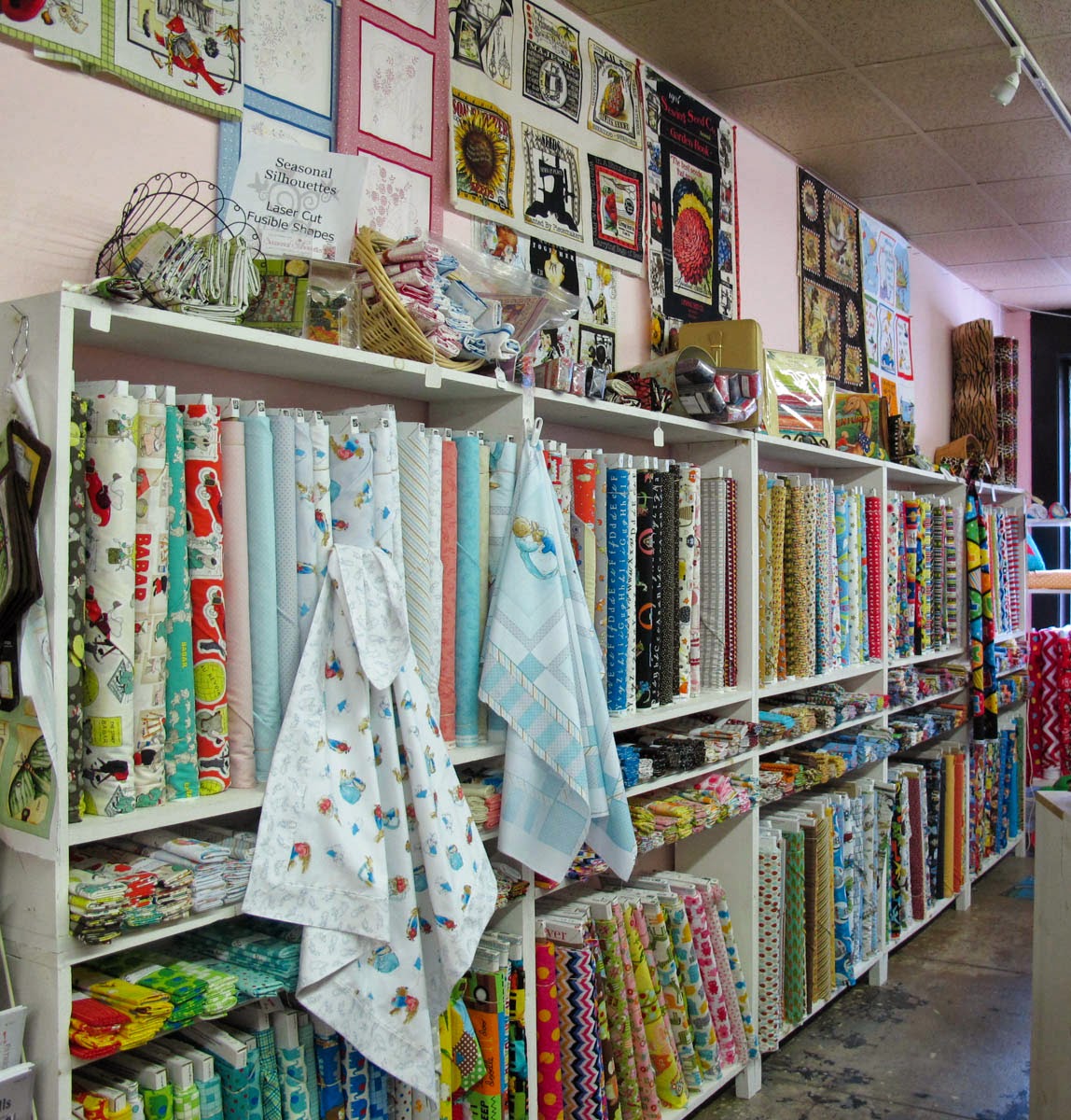 Quilting in an RV by Jo Happiness is...Quilting, McKinney, TX