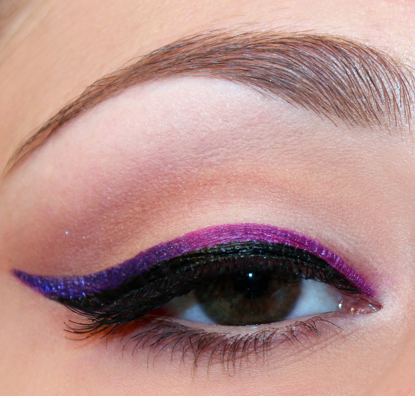 Luhivy's favorite things Colorful Eyeliner Look for Valentine's Day