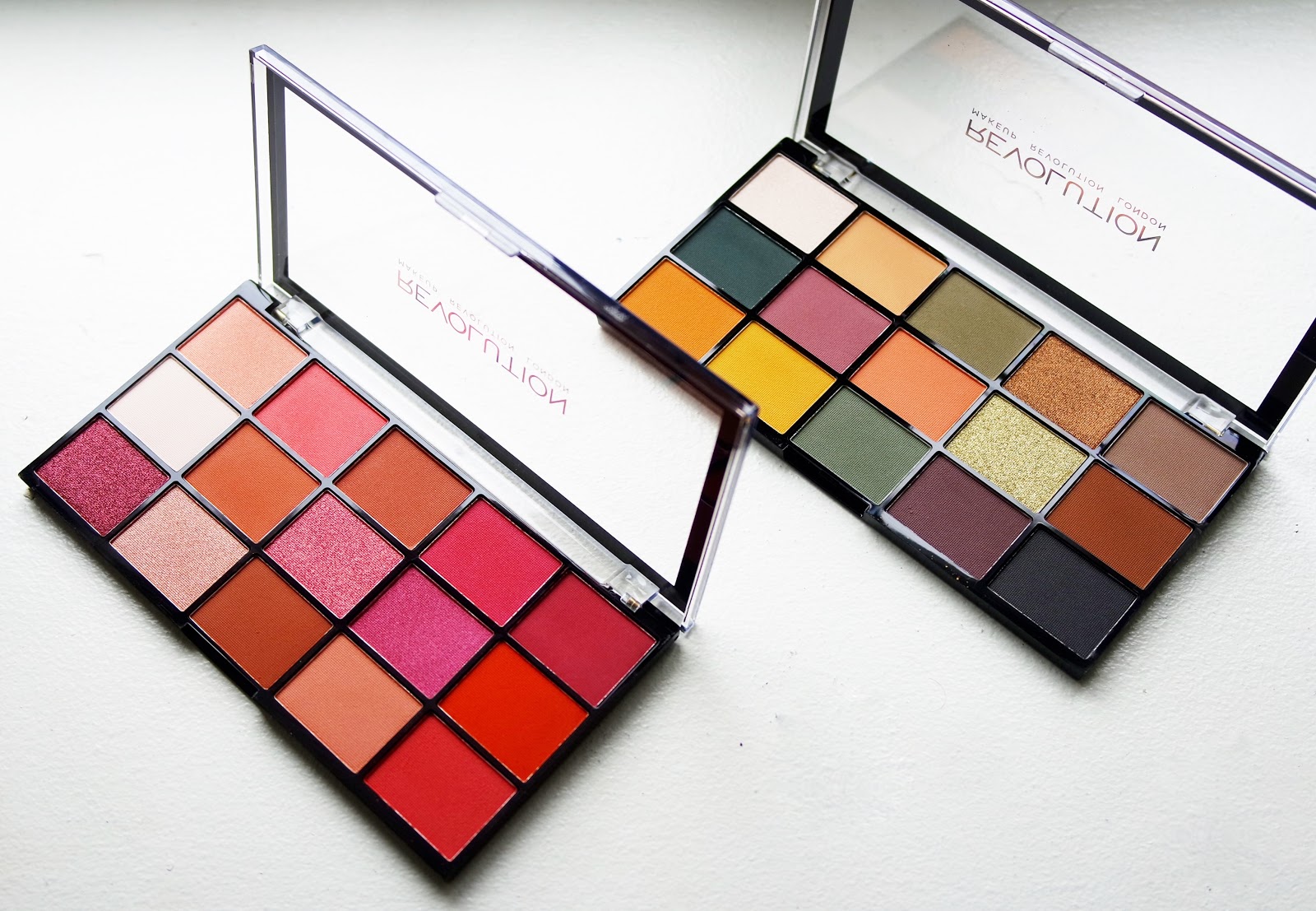 Afstem Withered tempo New Makeup Revolution Reloaded Palettes: Review and Swatches -  Treceefabulous