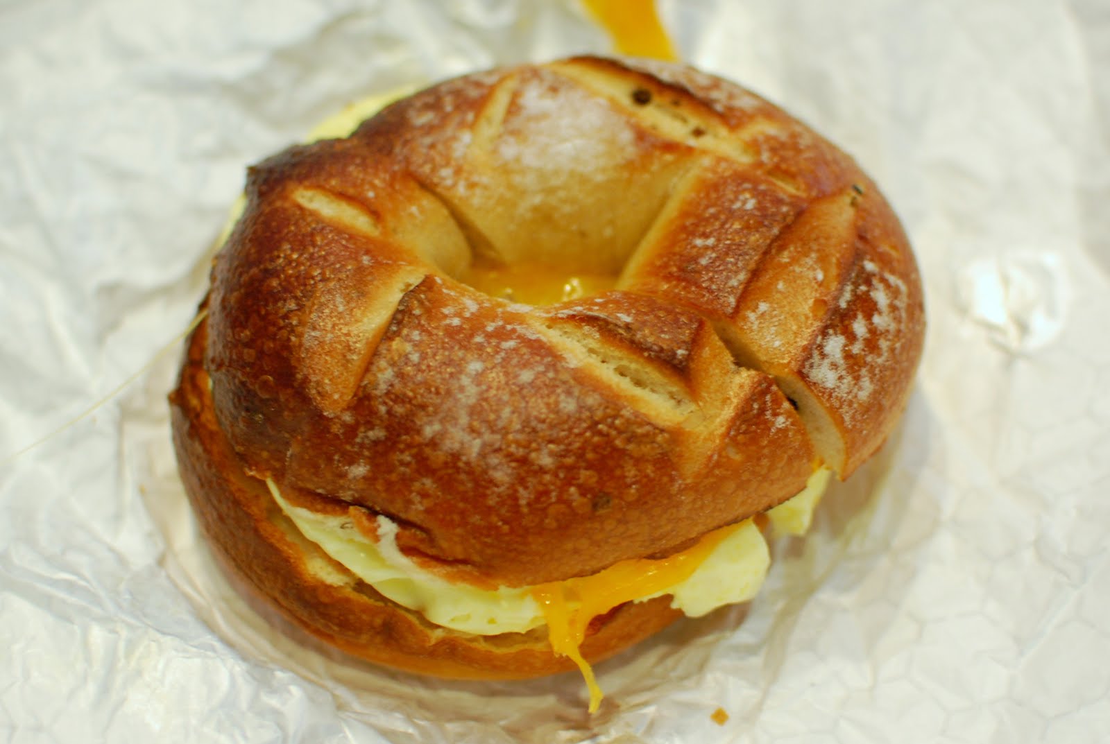 califfatoisis Basil Bagel