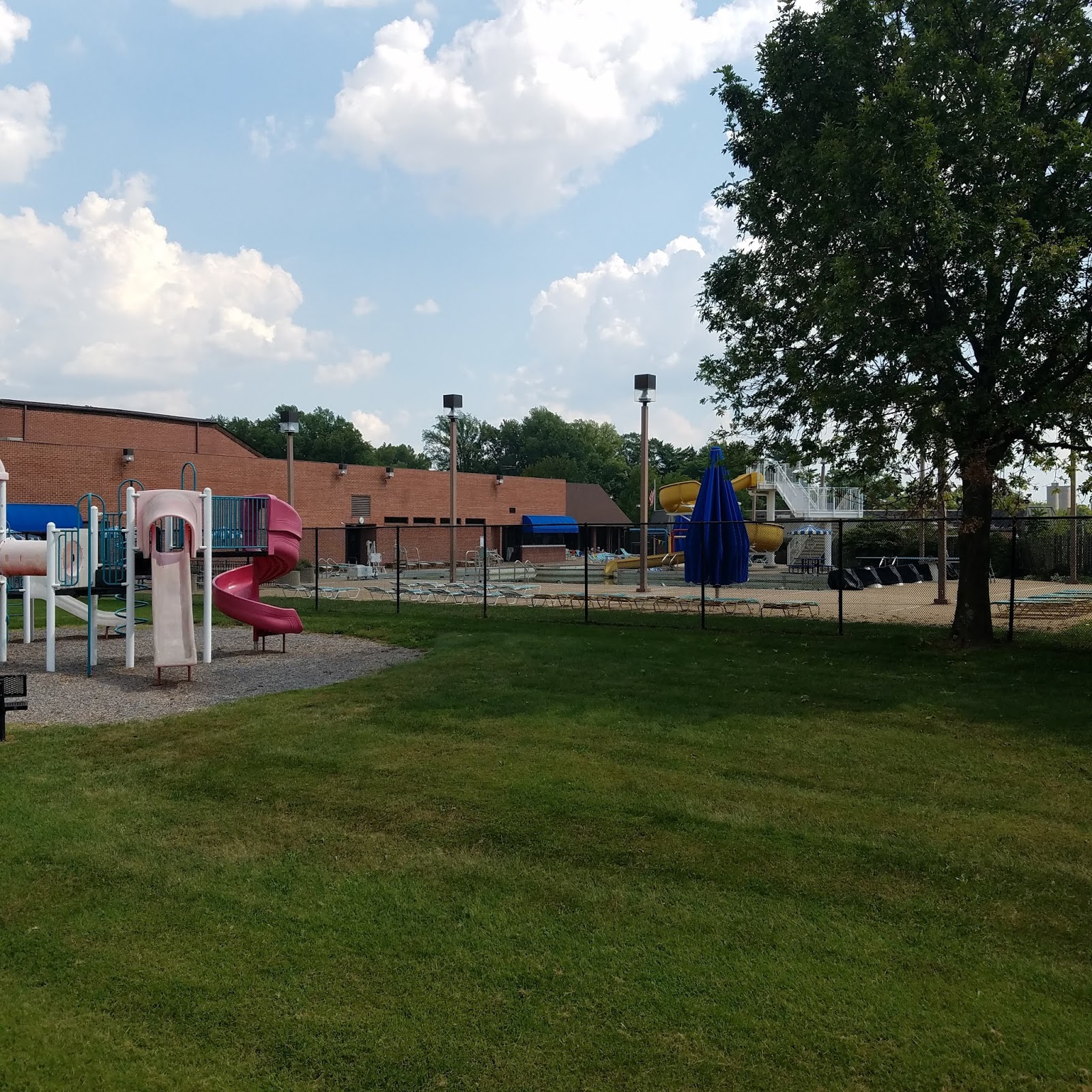 Play St. Louis Bellefontaine Neighbors