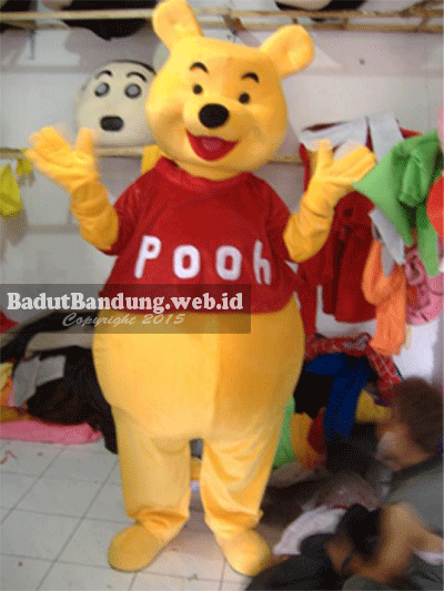 gambar kostum badut winnie the pooh karakter