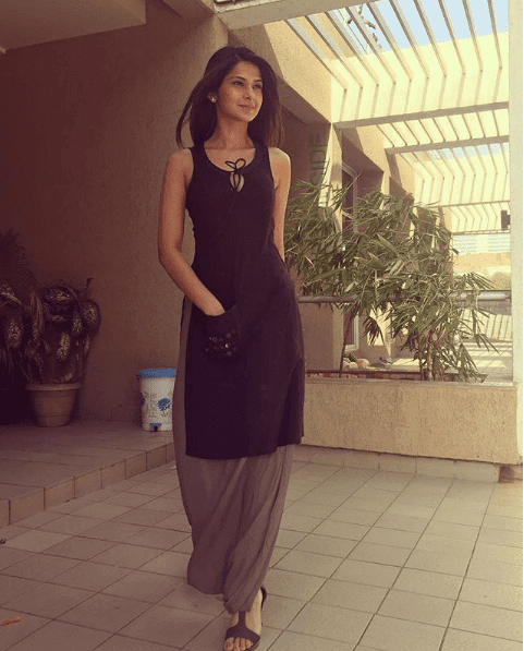 Jennifer Winget Nude