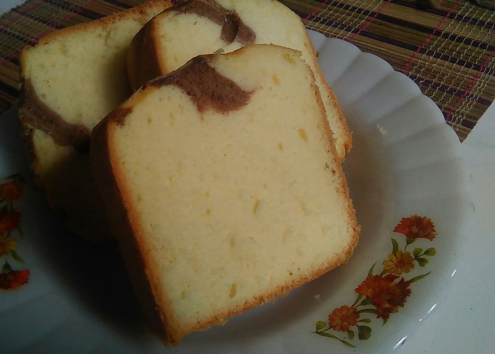 Sponge cake lembut banget irit telur dan simple cara Sponge cake lembut banget irit telur dan simple cara
