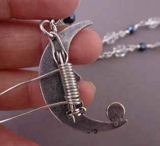 How to Make Convertible Brooch Pendant Necklaces / The Beading Gem