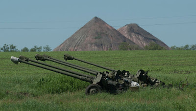 На переговорах в Минске подписан протокол об отводе вооружений калибра менее 100 мм и танков