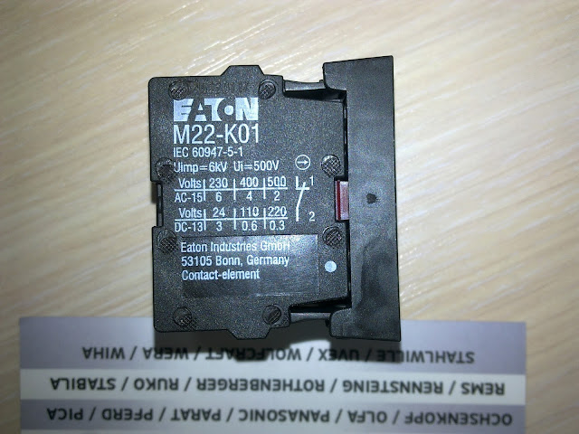 Eaton fixing adapter M22-A, contact blocks M22-K01 и M22-K10