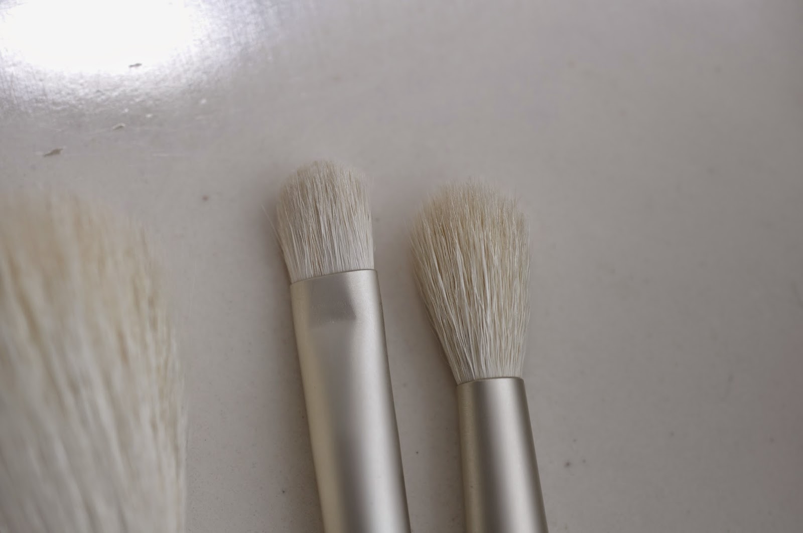 MAC Holiday 2014 Keepsakes Studio Brush Kit Review The Shades Of U