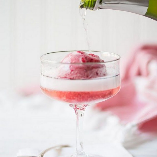cranberry-champagne-floats-KitchenAid