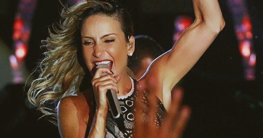 Reggaeton com Carnaval? Claudia Leitte faz versão em Reggaeton da música Bola de Sabão e diz ter