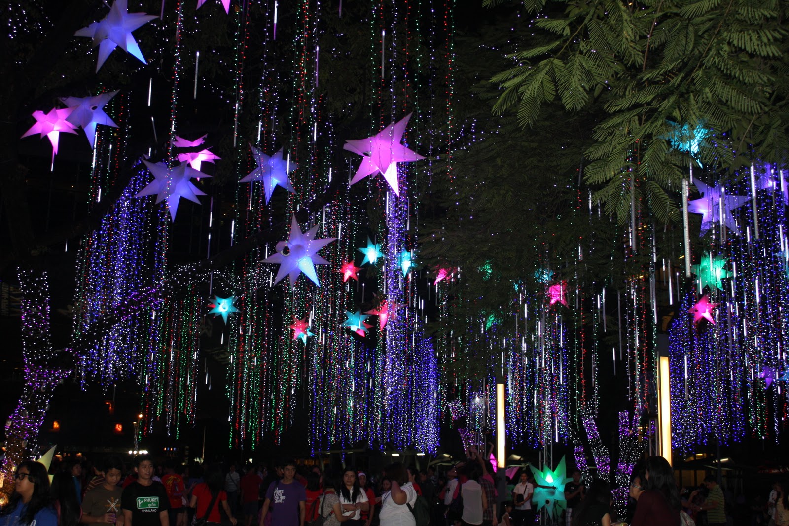 The Singlemom and Baby deluxe Ayala Triangle Christmas Lights