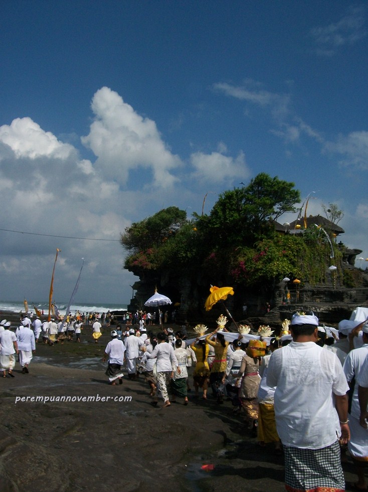 PURA AGUNG RAKSA BHUANA PURA HINDU BALI DI MEDAN Kotak