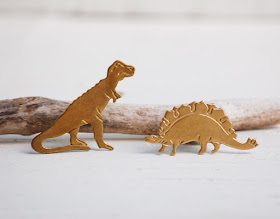 https://www.etsy.com/shop/redtruckdesigns/search?search_query=tie+pin+dinosaur&order=date_desc&view_type=gallery&ref=shop_search