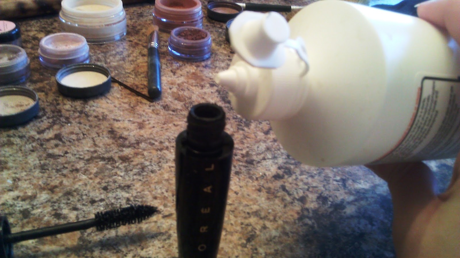 Flour and Oil Make Mascara Last Longer