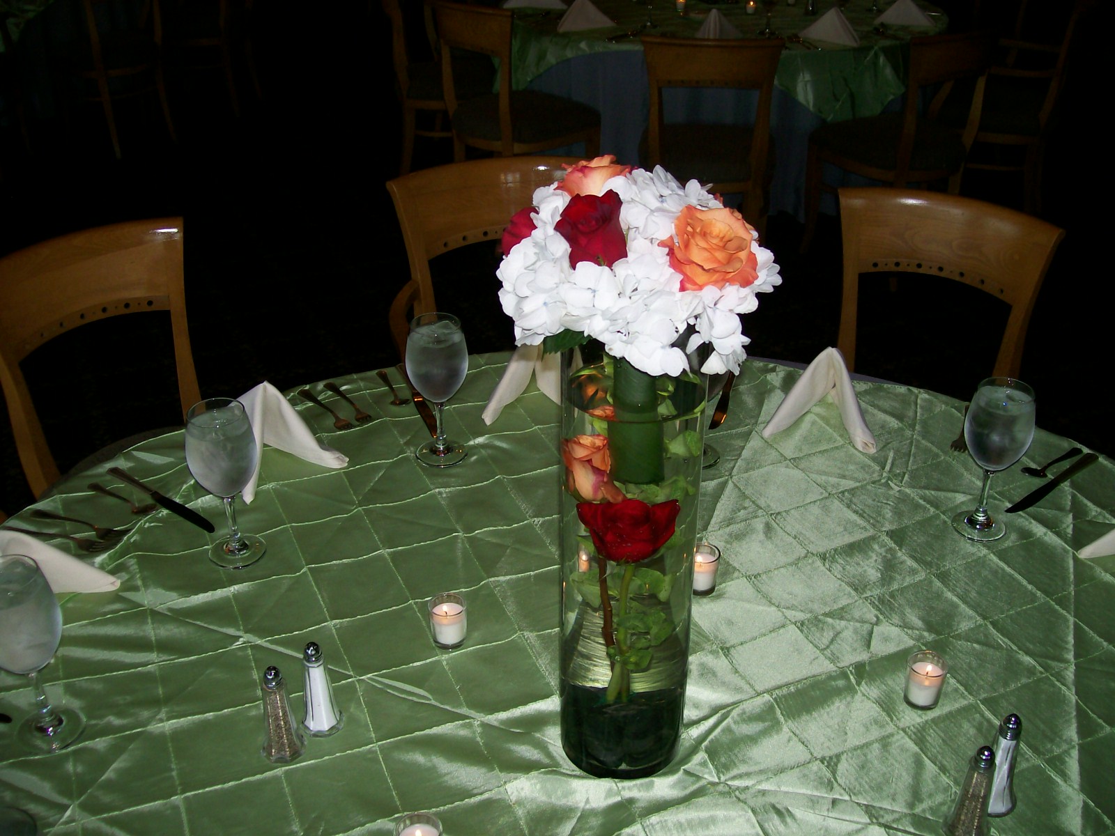 Serving Hands Weddings and Flowers Wedding Flowers