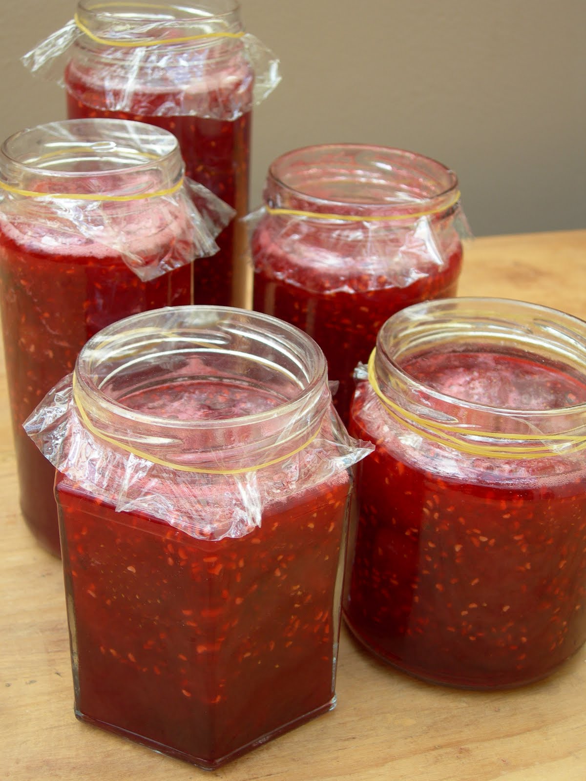 easypeasy vegetable gardening Easy raspberry and strawberry jam recipe