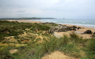 Viajar por la Costa Quebrada en Santander. Rutas por la Costa Quebrada. Qué ver por la Costa Quebrada. Dunas de Liencres