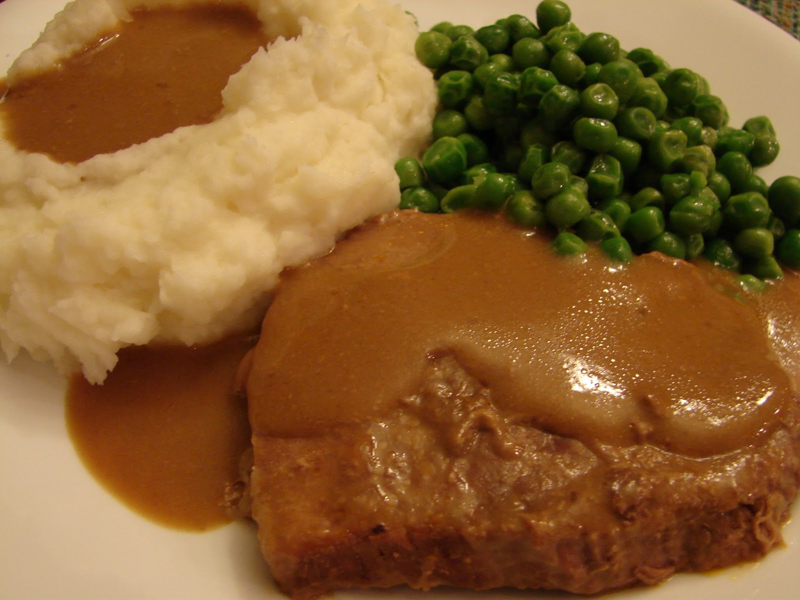A Bear in the Kitchen Crock Pot Round Steak