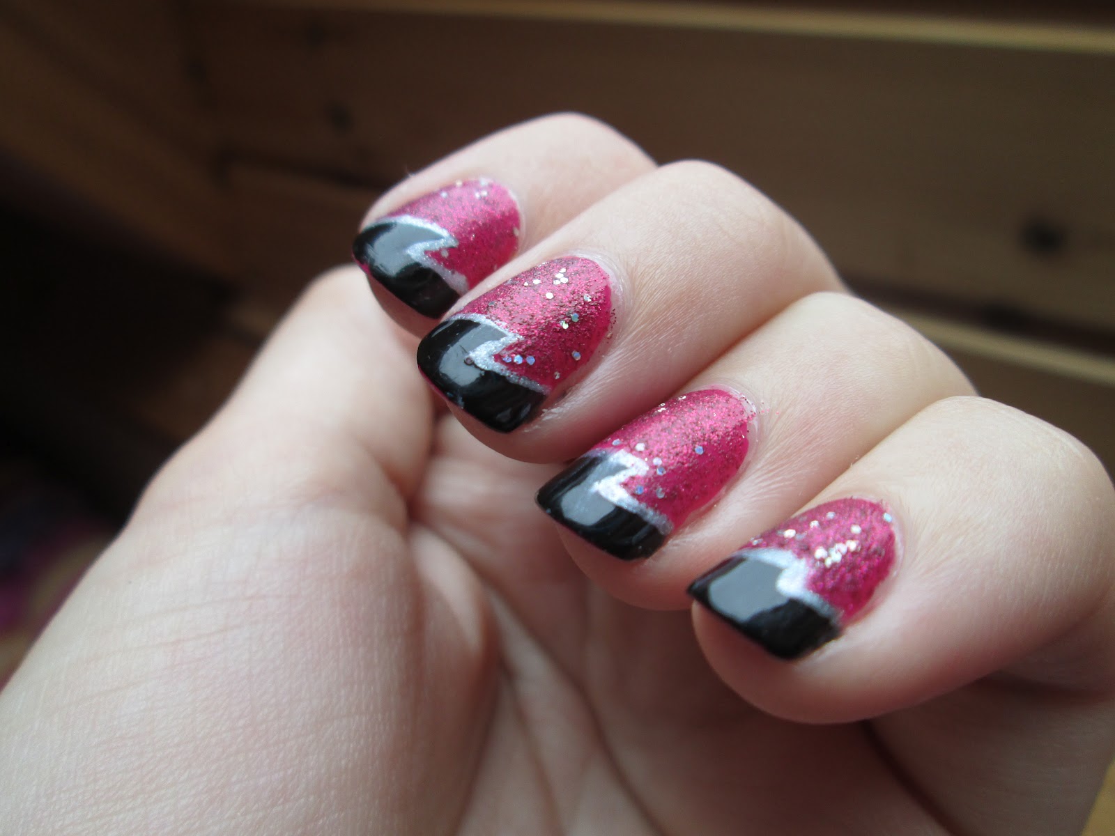 PiggieLuv Gymnastic nail art