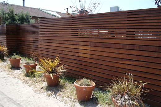 Wooden Fence Designs Offer a Rustic Look | Design Blog