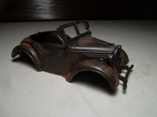 Adding rust to a painted model