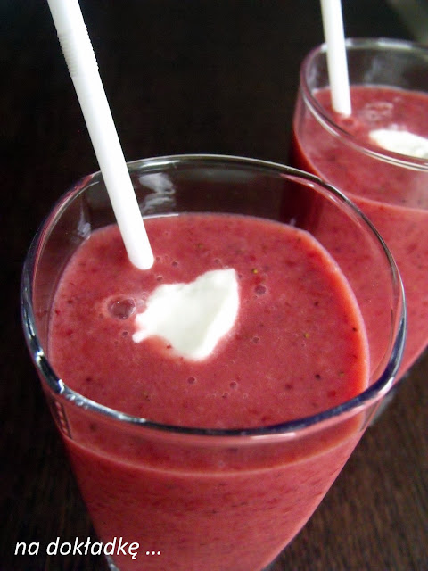 truskawkowy smoothie