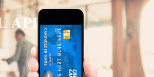 Payment details in a smartphone
