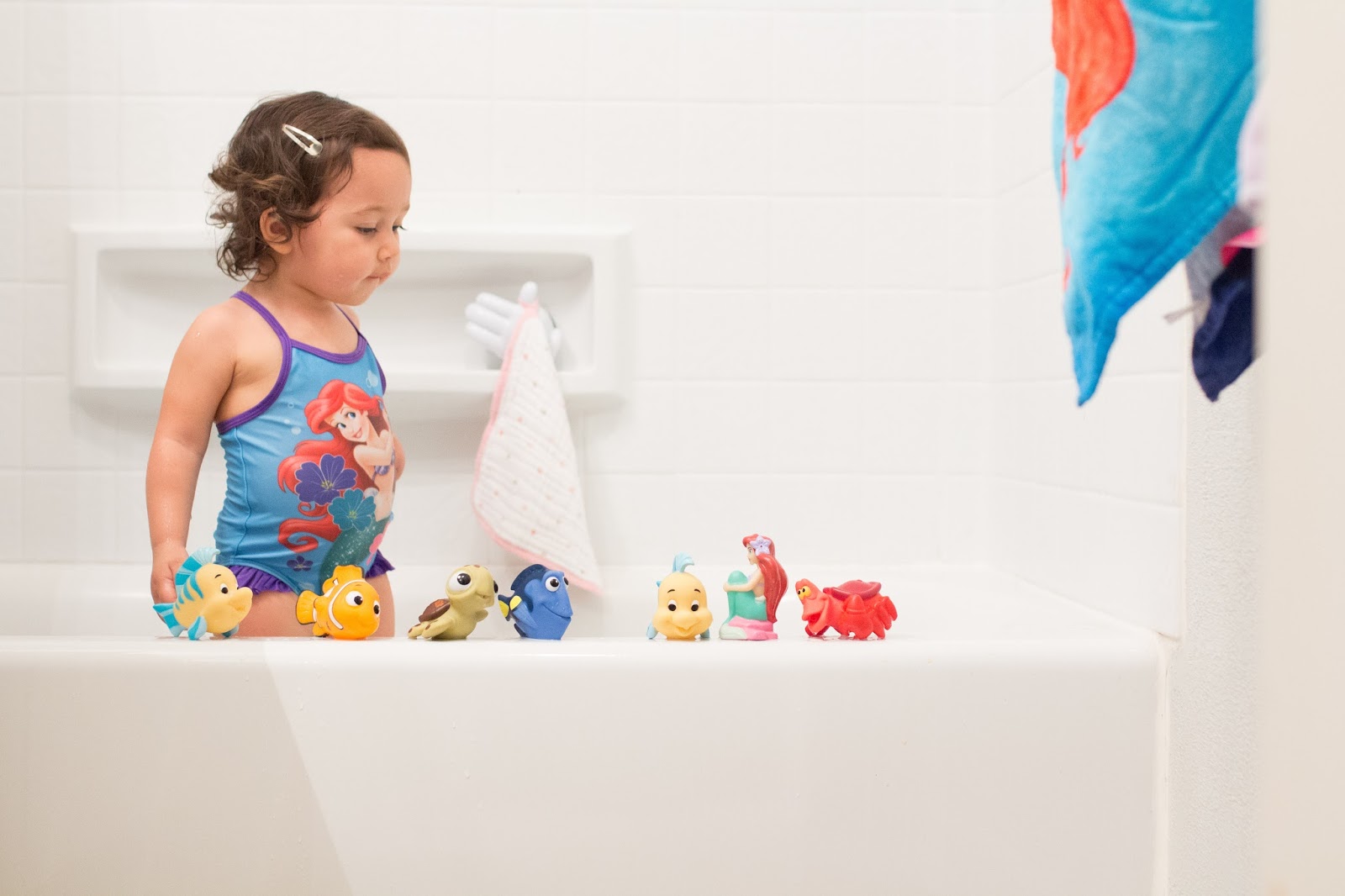 Bath time with The First Years Disney Baby Bath Happily Ever Parker