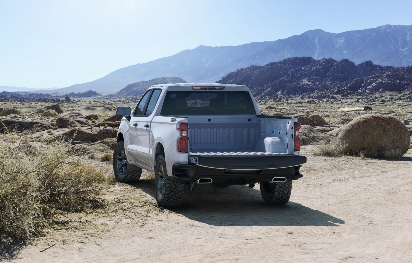 2019-Chevrolet-Silverado-14.jpg