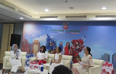 vitacimin_white_dan_vitacimin_nutriglow_teman-terbaik-untuk-wanita-multitasking