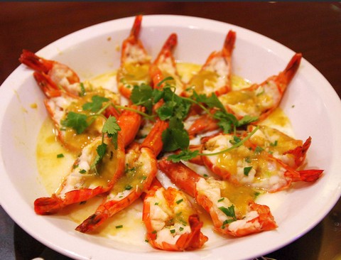 Garlic prawns