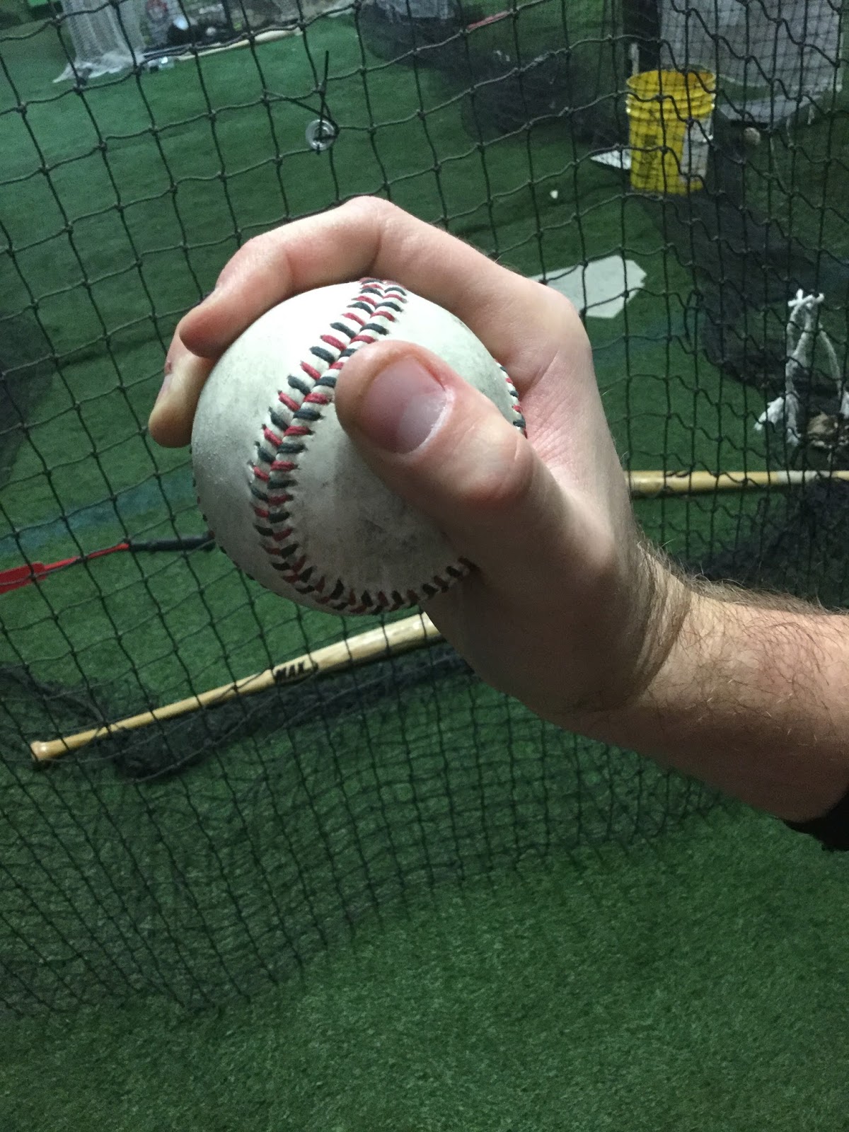 Mozingo Baseball Curveball grips and spin