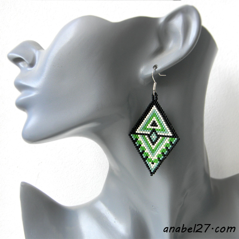 Seed bead earrings - beadwork jewelry
