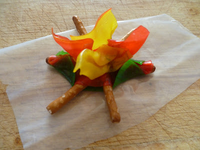 Something Good Recipes Pretzel And Fruit Roll Up Campfire 