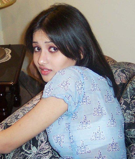 Hot Pakistani Girls Make Buddy