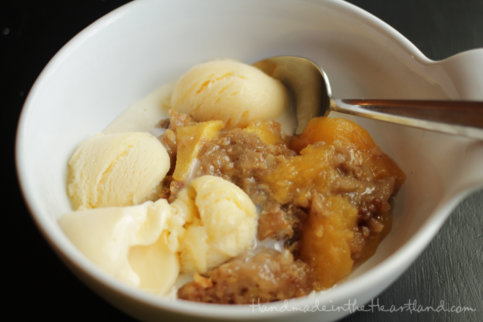 Homemade Peach Cobbler Recipe