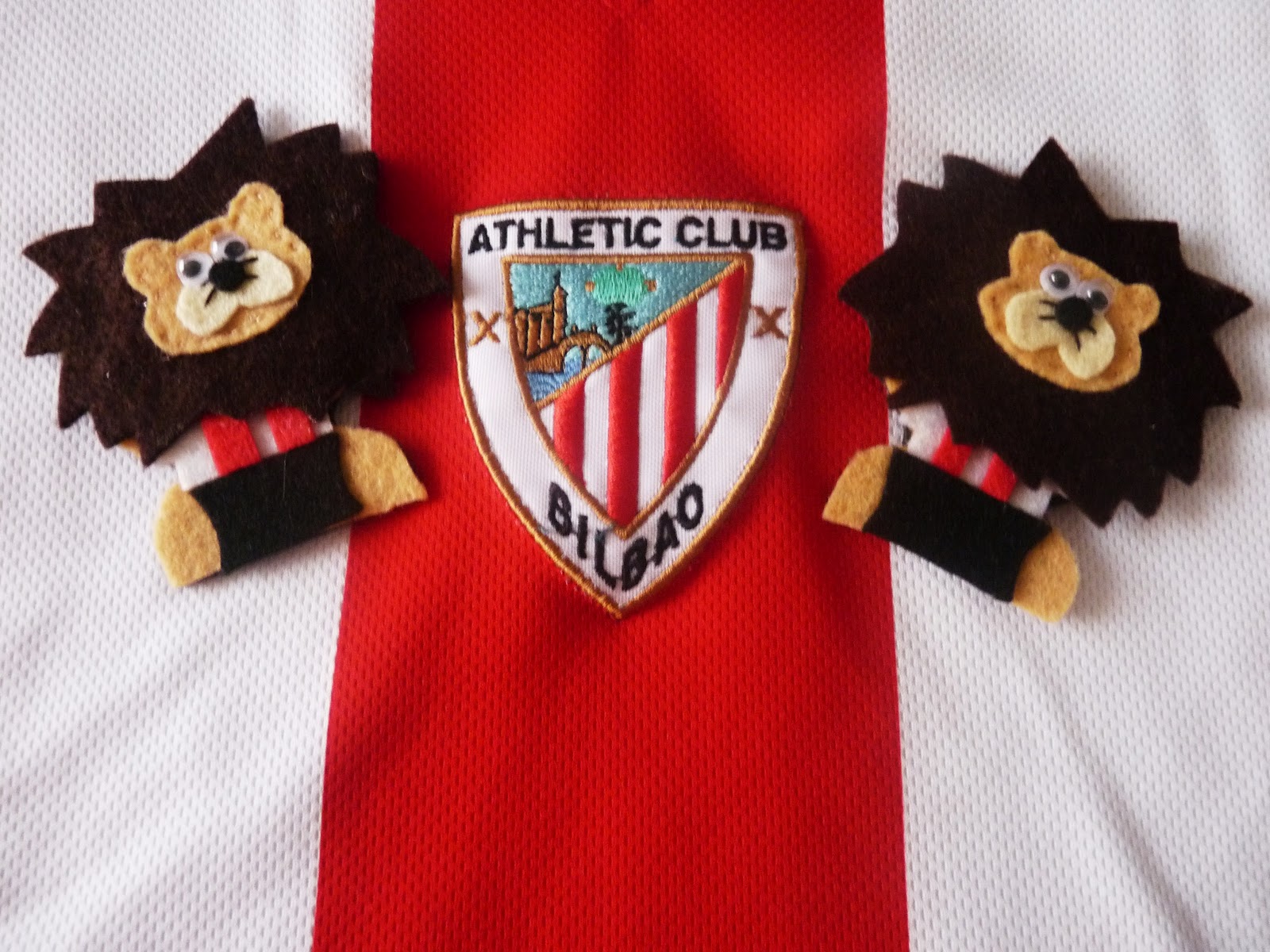 m-s-broches-de-leones-del-athletic-masicosi
