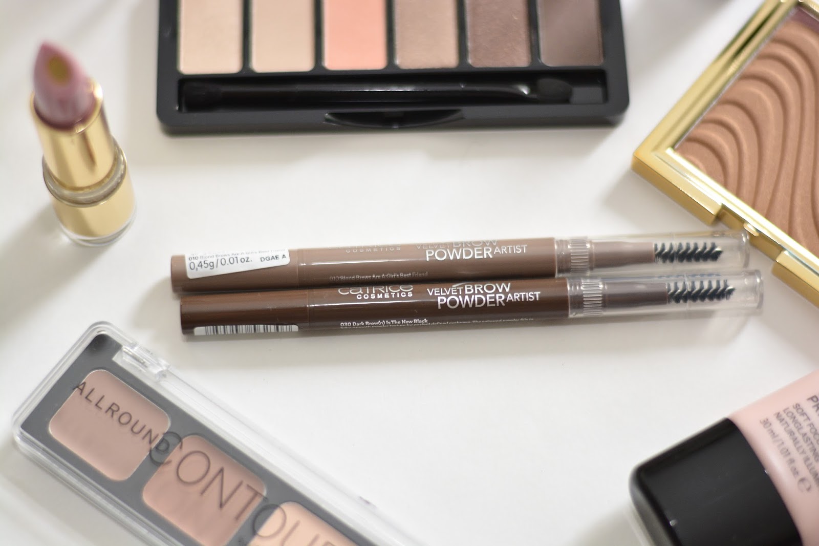 Catrice liquid highlighter. Catrice matt тени. тени катрис однушки матовые. Catrice liquid camouflage кончикр. Catrice under.