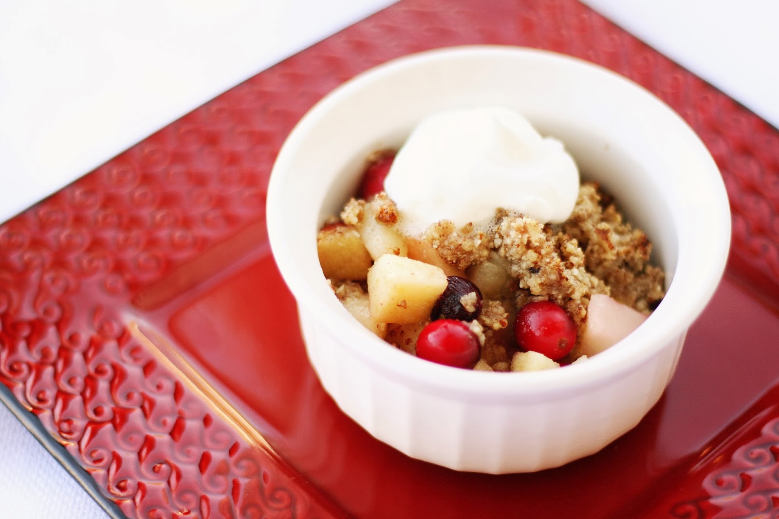 Naughty Carbs Cranberry, Pear and Apple Crisp (Low Carb/Low Fat)