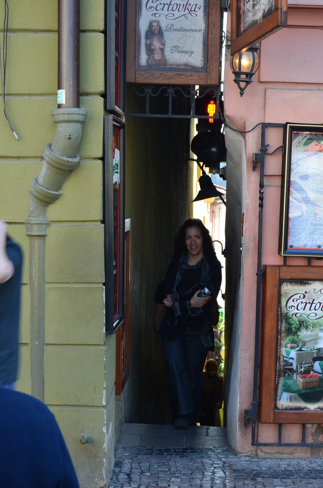Pix Grove Narrowest Street in Prague