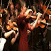 H Ολλανδή βιολίστρια που λατρεύει τα τραγούδια του Τσιτσάνη