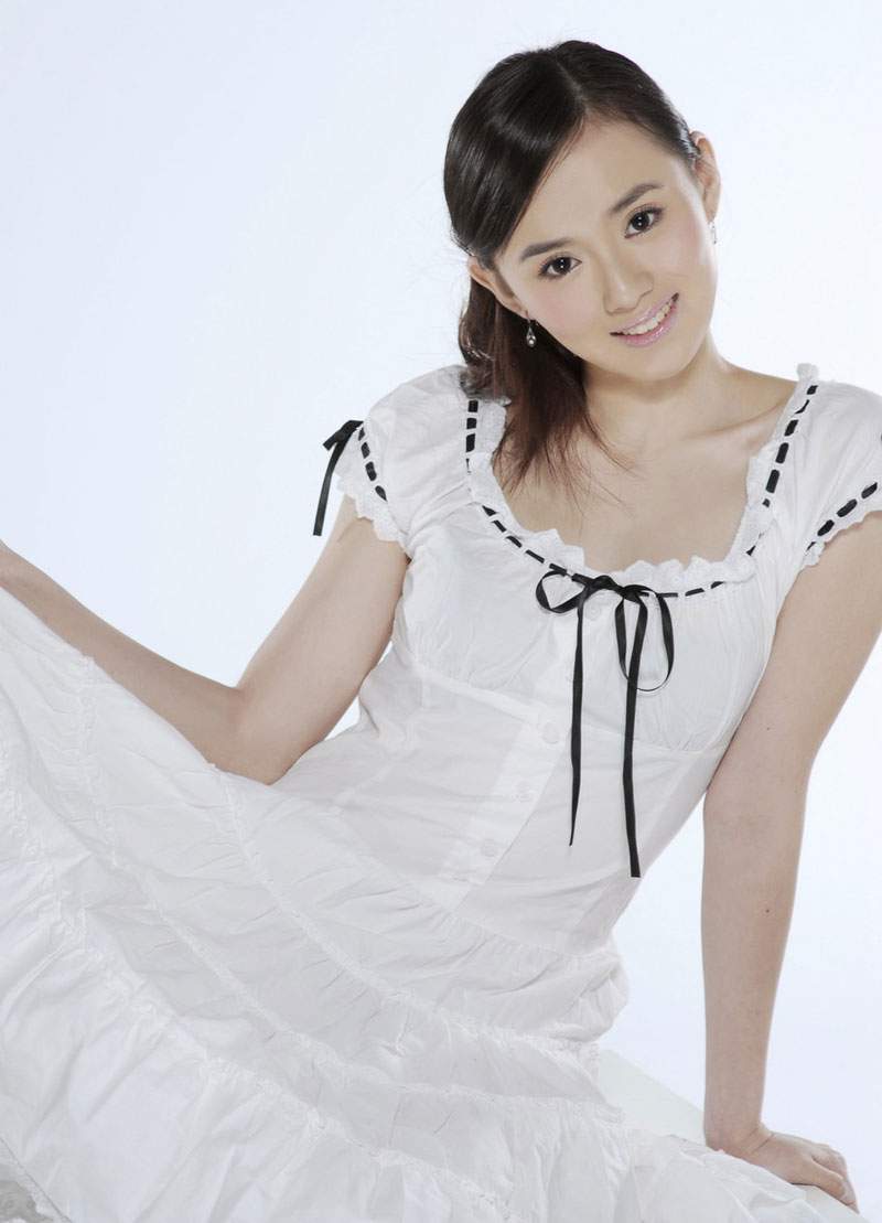 Бок сун. Jennifer tong. Красивые певицы китая. Park min young без макияжа. Chinese girl.