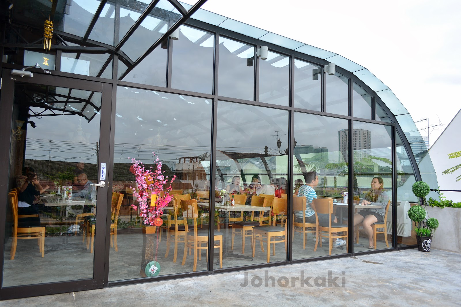 Greenet Bar And Restaurant At Taman Pelangi In Johor Bahru Greenet Bar And Restaurant At Taman Pelangi In Johor Bahru