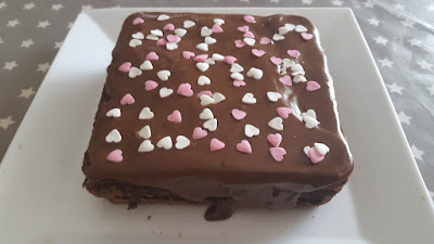 Chocolate Layered Cake with Chocolate Mousse Filling recipe Chocolate Layered Cake with Chocolate Mousse Filling recipe