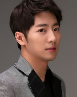 Lee Sang-yeob