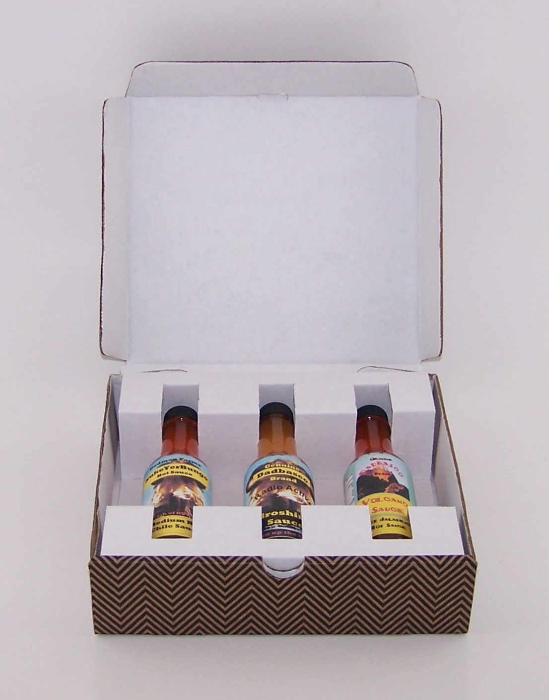 Custom Inserts Printing Desing's Corrugated mailing envelope