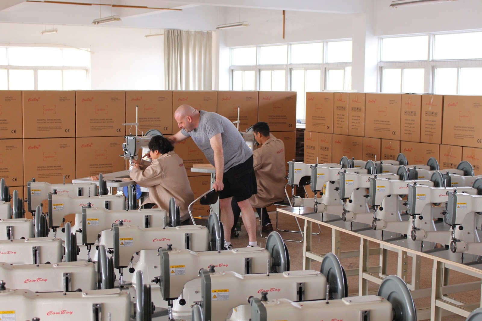 Heavy duty industrial sewing machines Cowboy CB3200 Leather Sewing Machinesaddle and harness