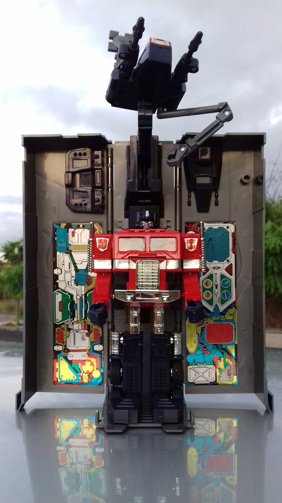 [​IMG]